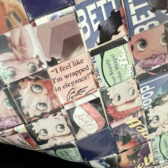 Betty Boop Wristlet by Nahui Ollin - Picture 3 of 5